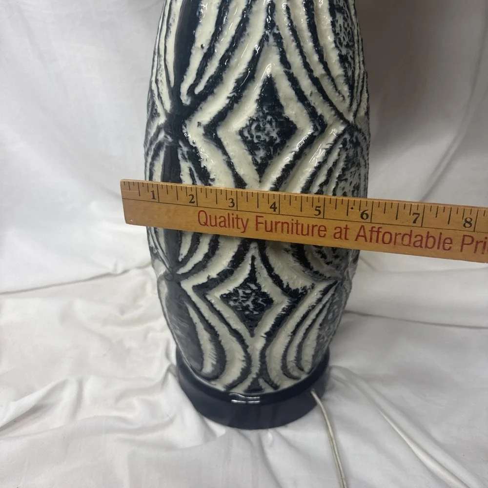 VTG MCM Pottery Lamp Geometric Textured Blue Black White Groovy Design Wood Neck
